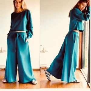 Anthropologie “Where the Wind Blew” Teal cotton lounge crop top & wide bottoms
